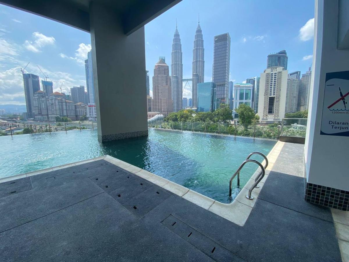 Appartamento Legasi Kampung Baru By Twenty7 Kuala Lumpur Esterno foto